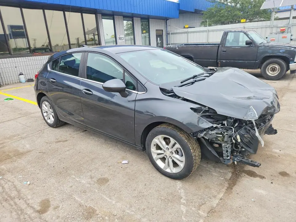 2019 CHEVROLET CRUZE LT  