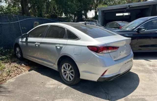 2018 HYUNDAI SONATA SE  