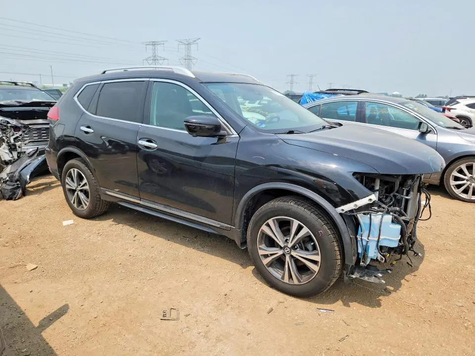2017 NISSAN ROGUE SL  