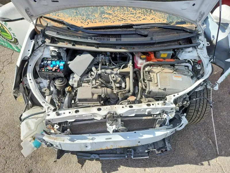 2016 TOYOTA PRIUS C TWO  