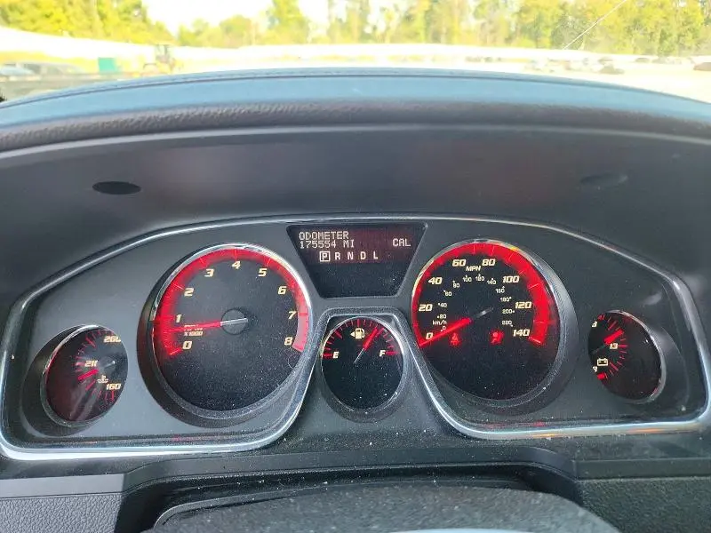 2013 GMC ACADIA SLE  