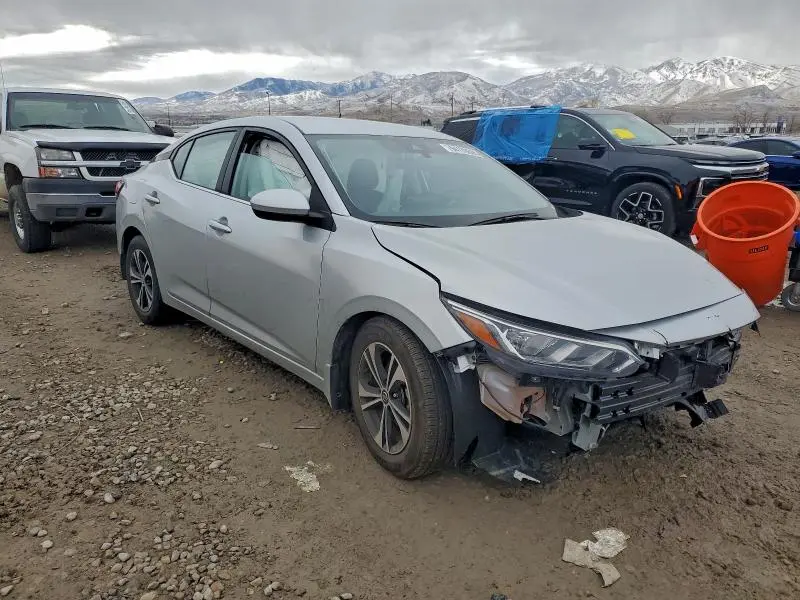 2022 NISSAN SENTRA SV  