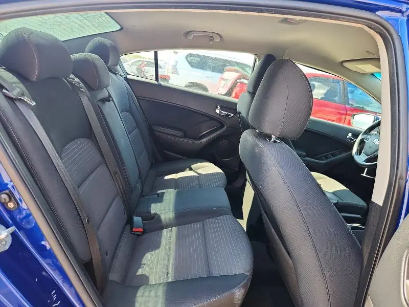 2017 KIA FORTE LX  