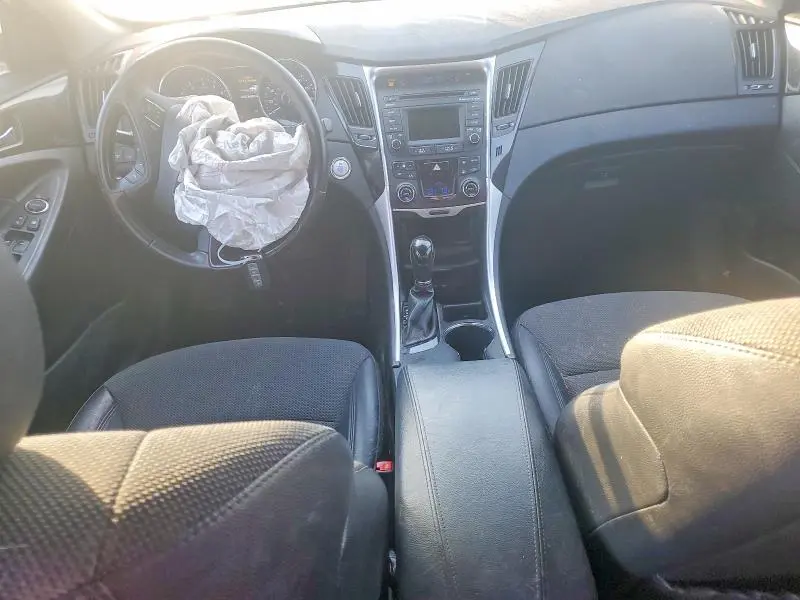 2014 HYUNDAI SONATA SE  