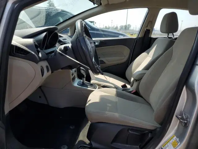 2016 FORD FIESTA SE  