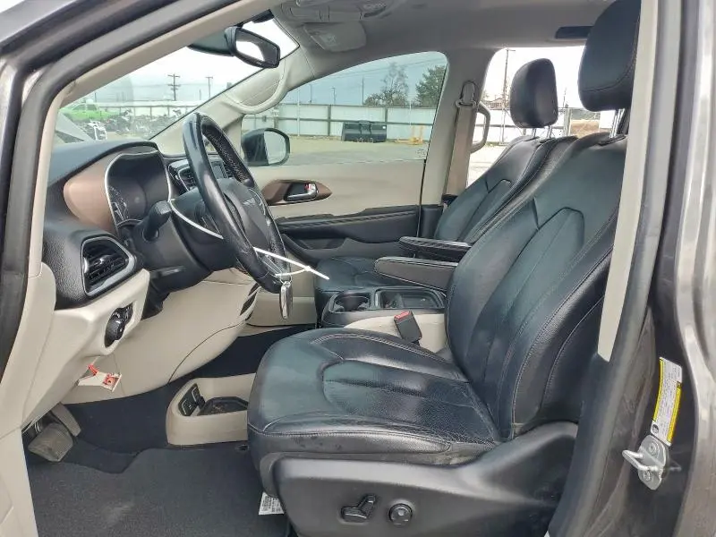 2019 CHRYSLER PACIFICA TOURING L  