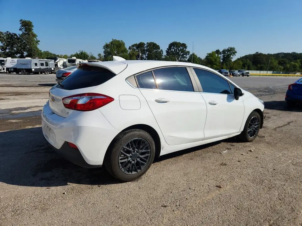 2017 CHEVROLET CRUZE LT  