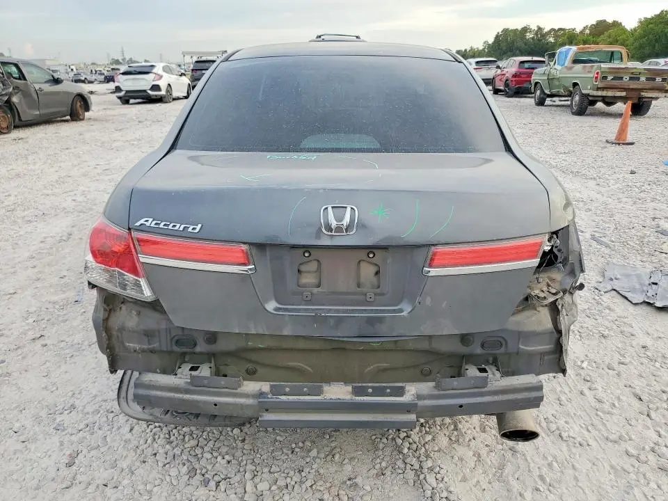 2012 HONDA ACCORD LX  