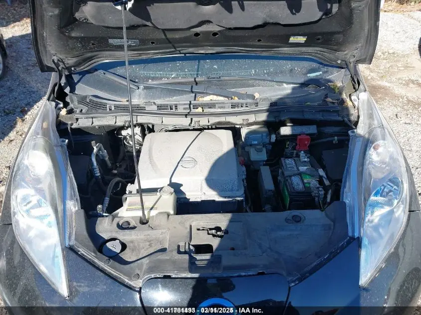 2013 NISSAN LEAF S