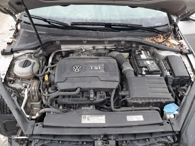 2016 VOLKSWAGEN GOLF S/SE  