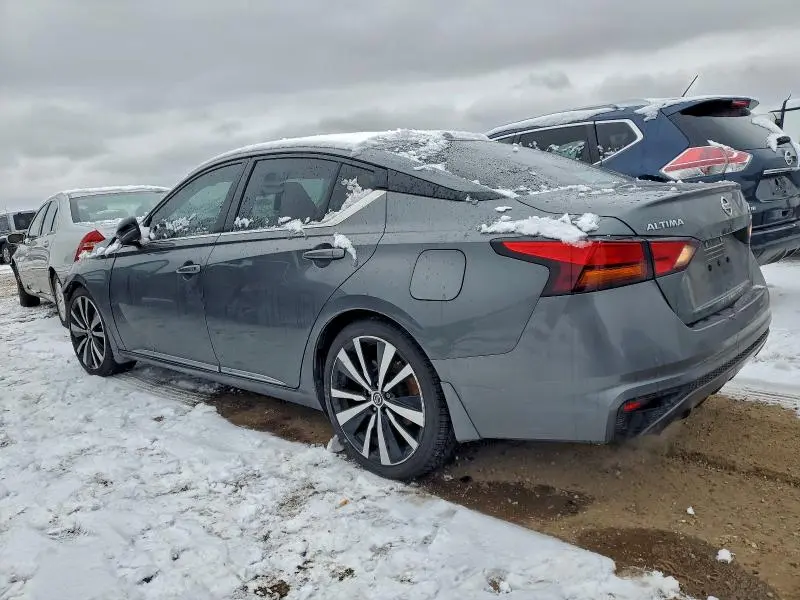 2019 NISSAN ALTIMA SR  