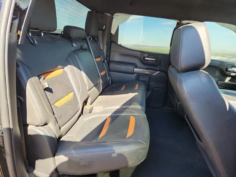 2021 GMC SIERRA K1500 AT4  