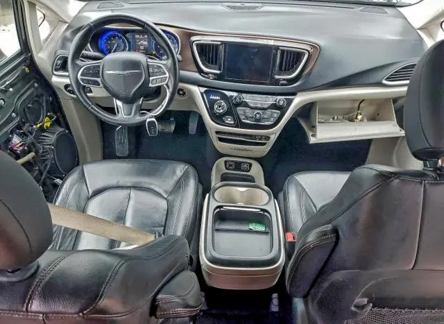 2017 CHRYSLER PACIFICA TOURING L  