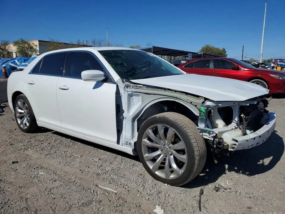 2019 CHRYSLER 300 TOURING  