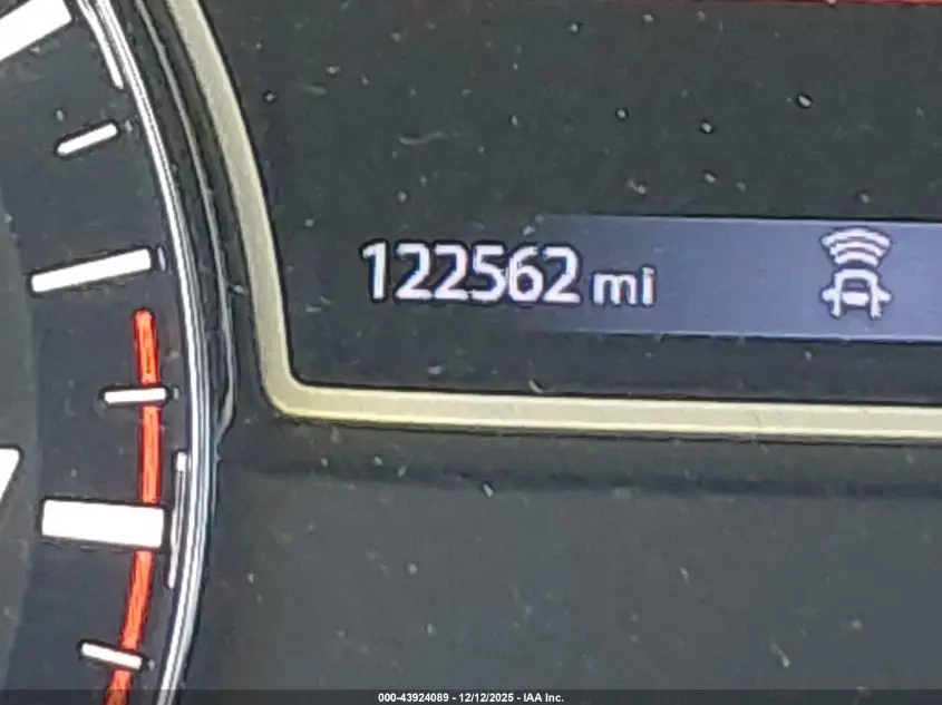 2018 NISSAN PATHFINDER SV