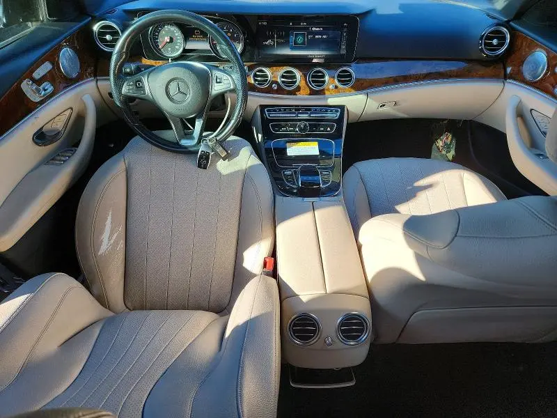 2017 MERCEDES-BENZ E 300 4MATIC  