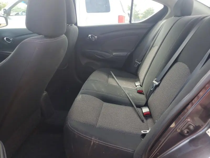 2015 NISSAN VERSA 1.6 SV  