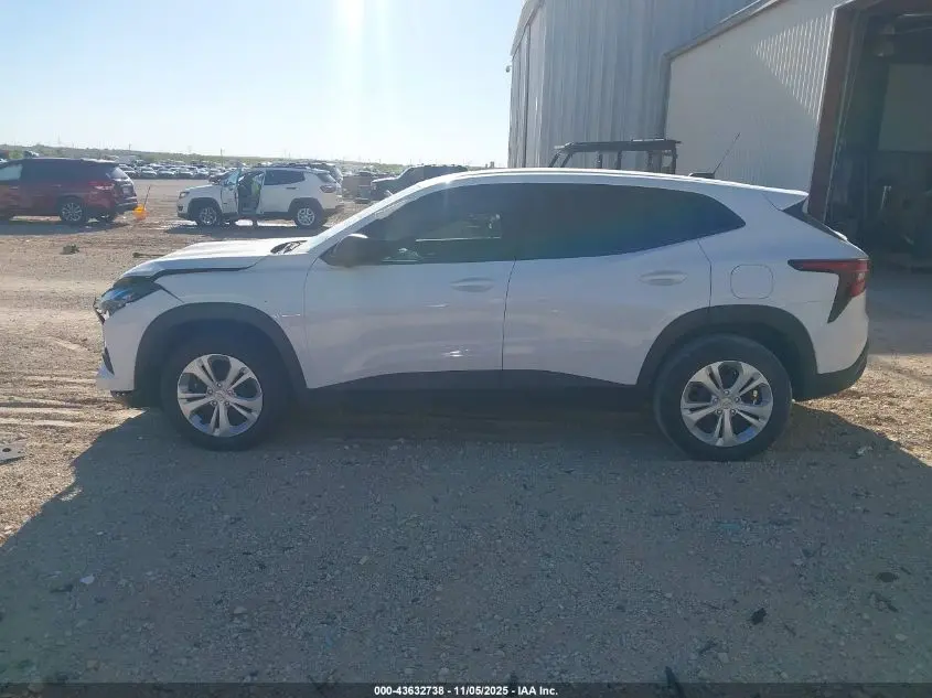 2024 CHEVROLET TRAX FWD SP