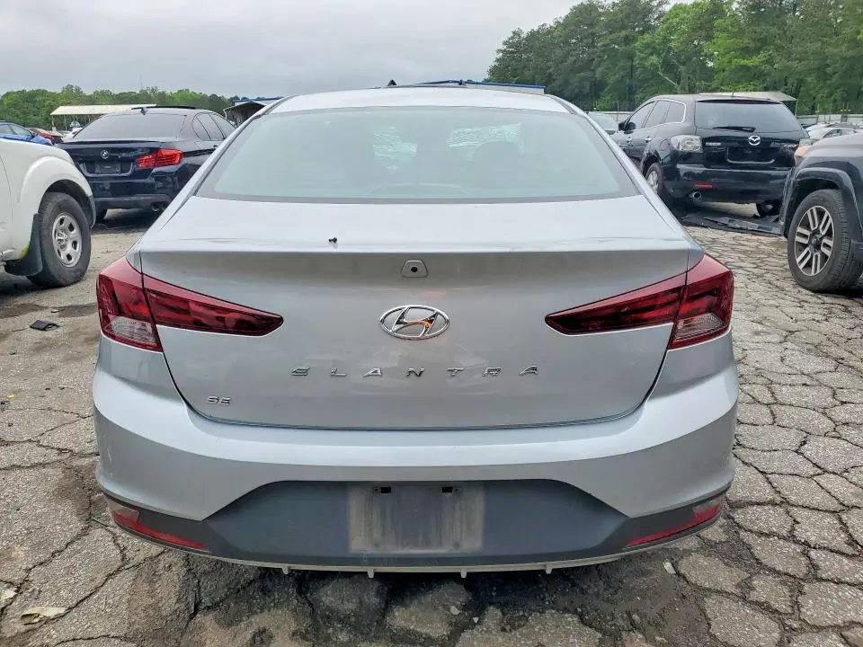 2020 HYUNDAI ELANTRA SE  
