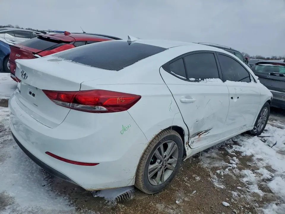 2017 HYUNDAI ELANTRA SE  