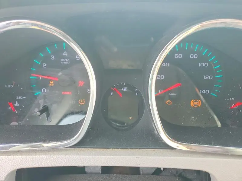 2011 CHEVROLET TRAVERSE LS  