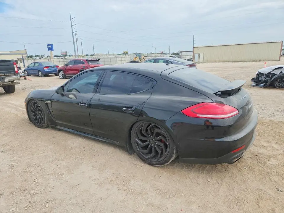 2014 PORSCHE PANAMERA 2  
