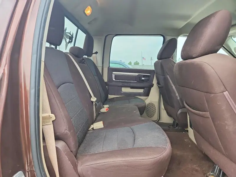 2014 RAM 1500 SLT  