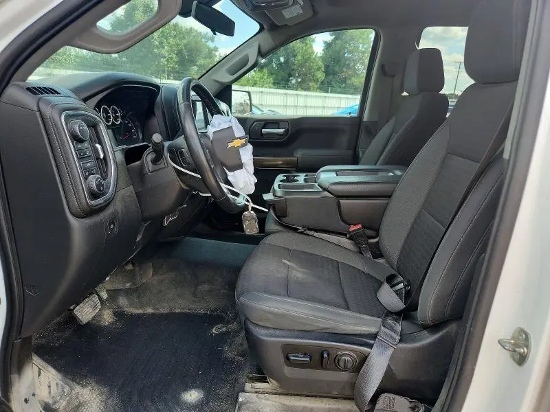2021 CHEVROLET SILVERADO K1500 LT  