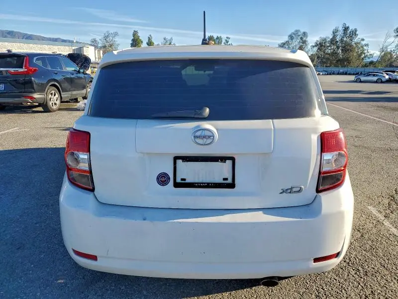 2014 TOYOTA SCION XD   