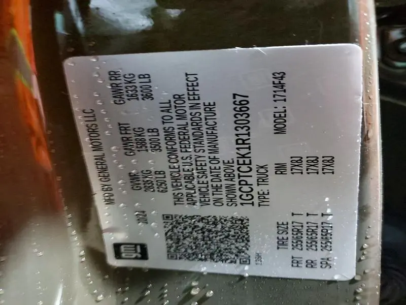 2024 CHEVROLET COLORADO LT  