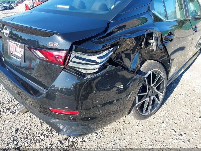 2025 NISSAN SENTRA SR