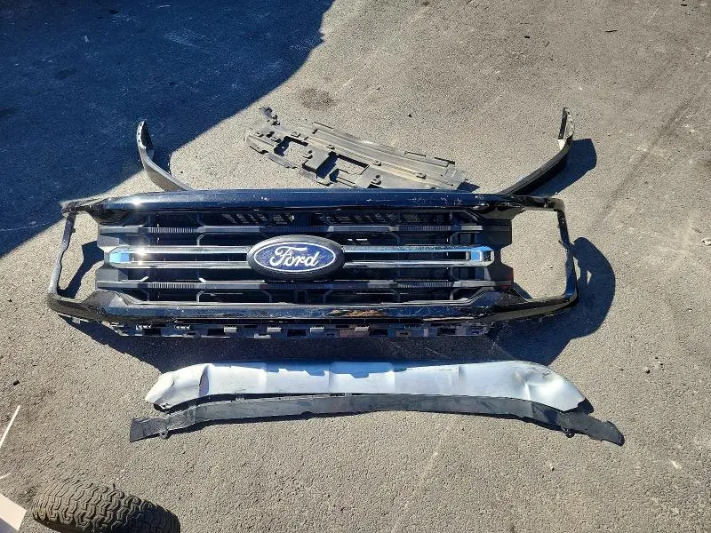 2025 FORD F150 XLT  