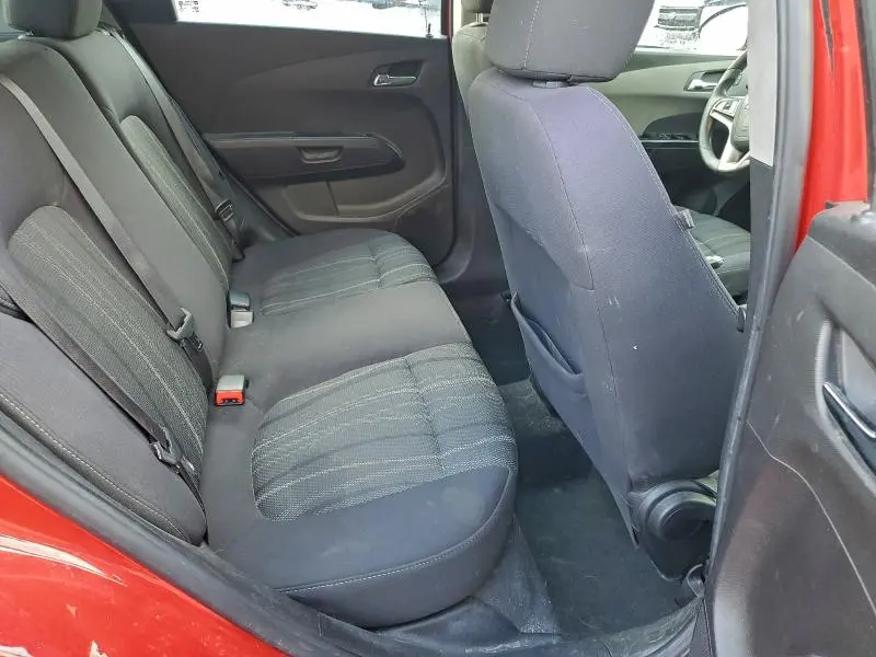 2015 CHEVROLET SONIC LT  