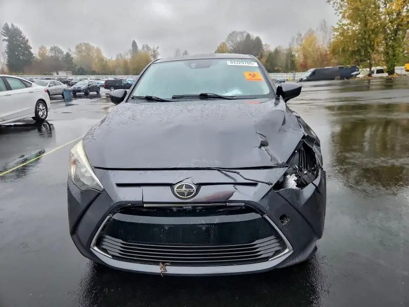 2016 TOYOTA SCION IA   