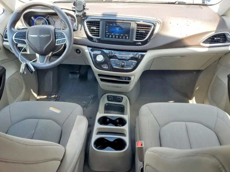 2019 CHRYSLER PACIFICA TOURING  