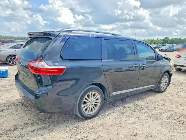 2015 TOYOTA SIENNA XLE PREMIUM 8-PASSENGER  