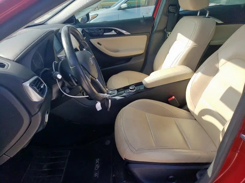 2019 INFINITI QX30 PURE  