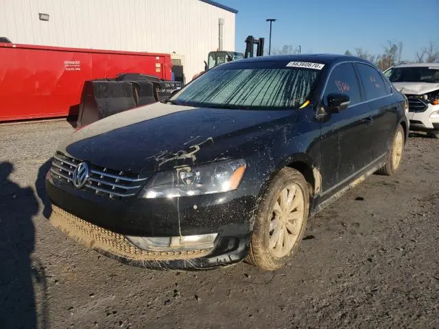 2013 VOLKSWAGEN PASSAT SEL