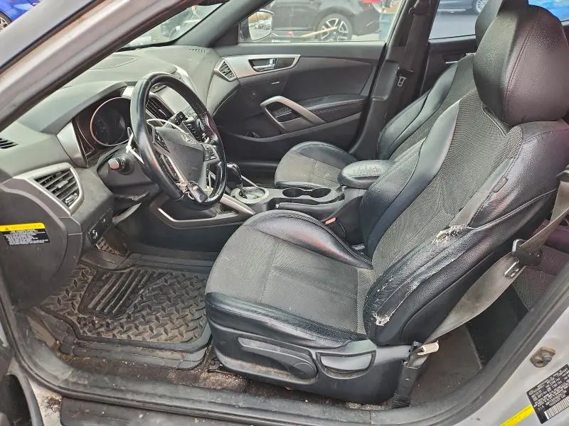 2016 HYUNDAI VELOSTER   