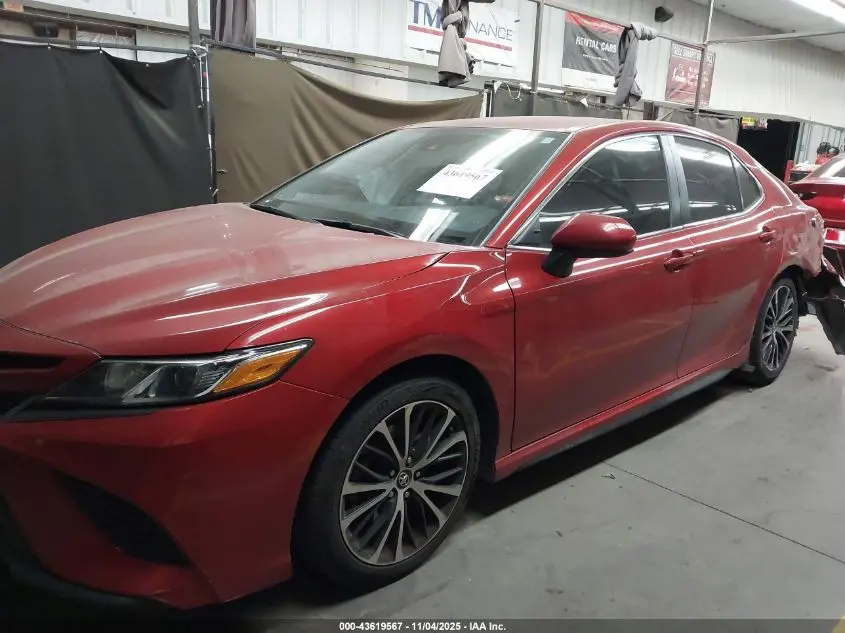 2019 TOYOTA CAMRY SE