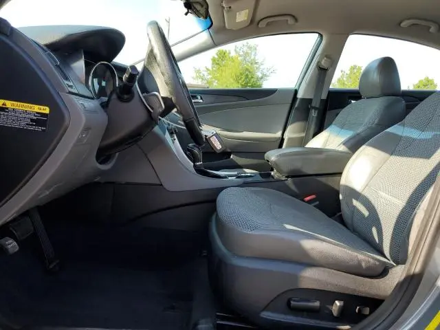 2012 HYUNDAI SONATA SE  