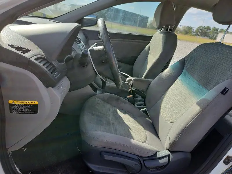 2015 HYUNDAI ACCENT GLS  