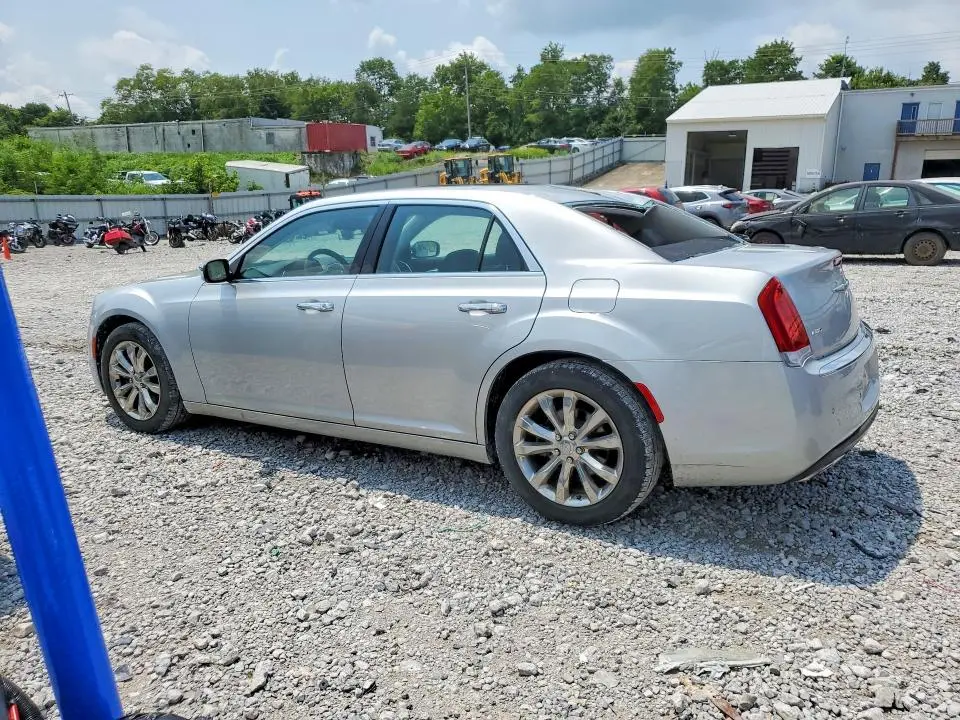2019 CHRYSLER 300 LIMITED  