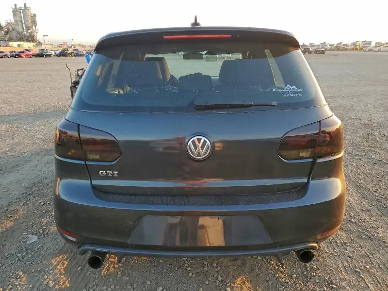 2013 VOLKSWAGEN GTI   