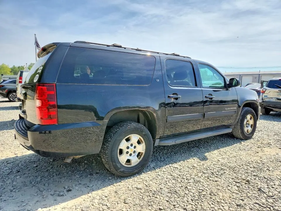 2013 CHEVROLET SUBURBAN K1500 LT  