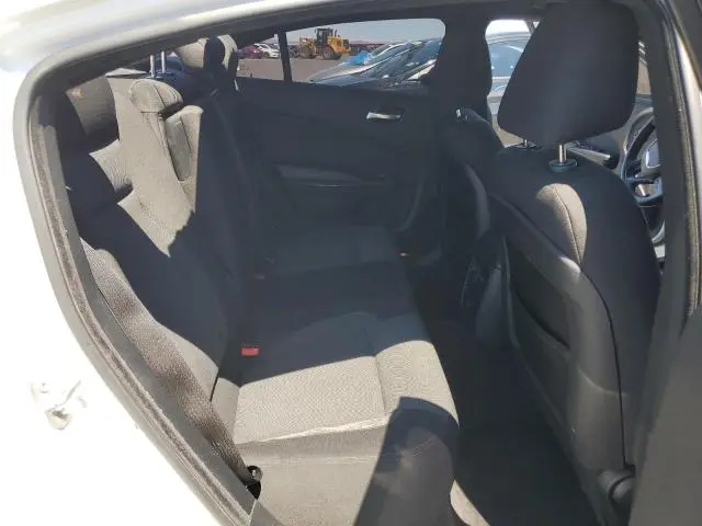 2017 DODGE CHARGER SE  