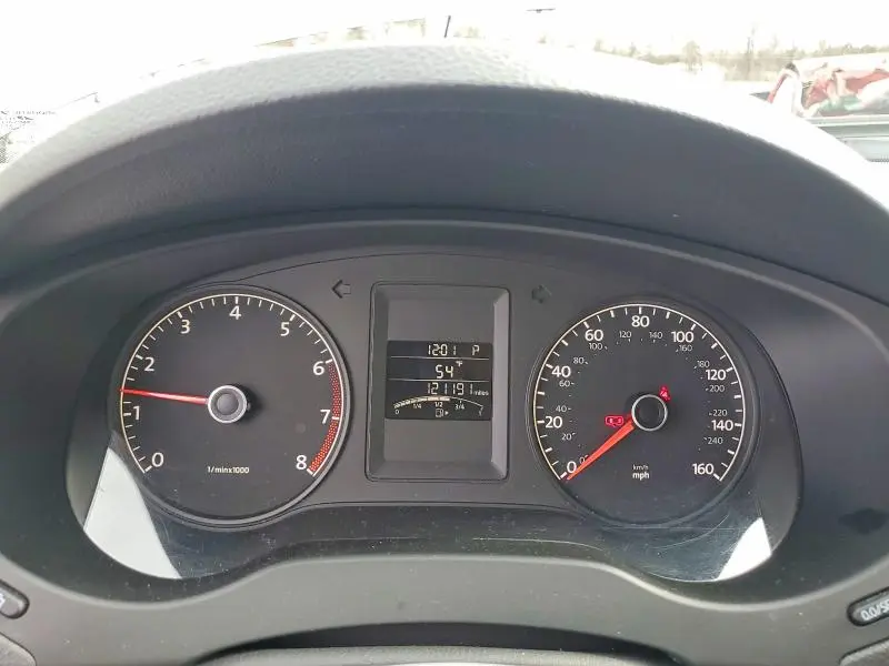 2011 VOLKSWAGEN JETTA SE  