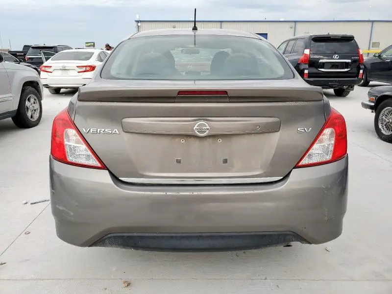 2017 NISSAN VERSA S  