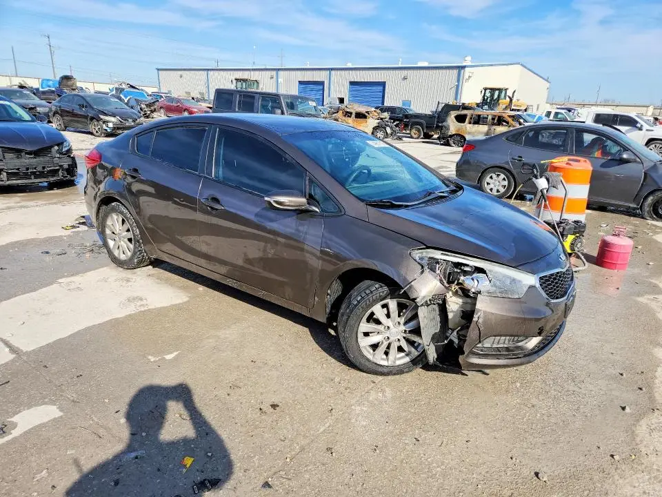 2014 KIA FORTE LX  