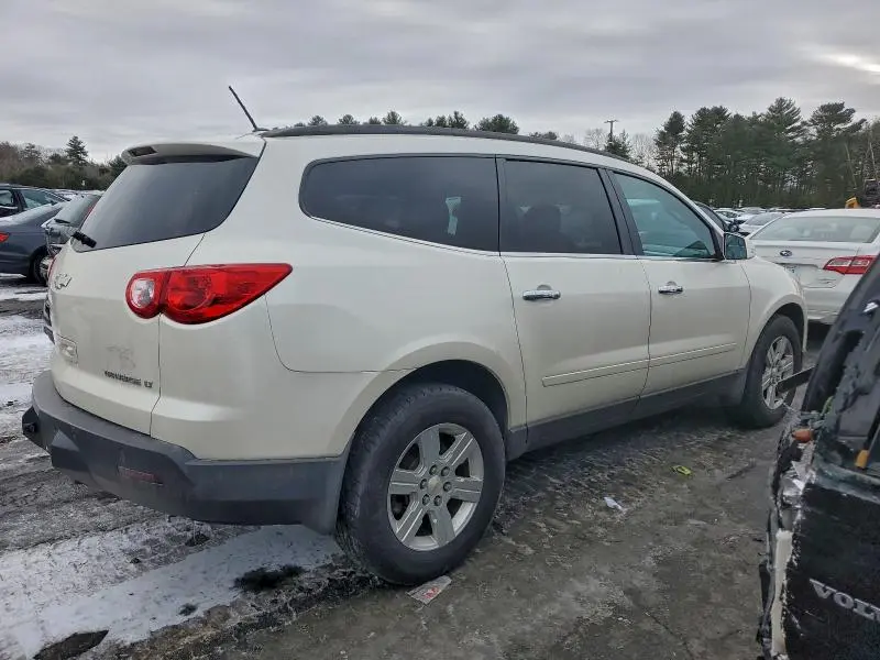 2011 CHEVROLET TRAVERSE LT  